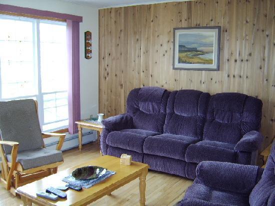 Cedar House Bed & Breakfast