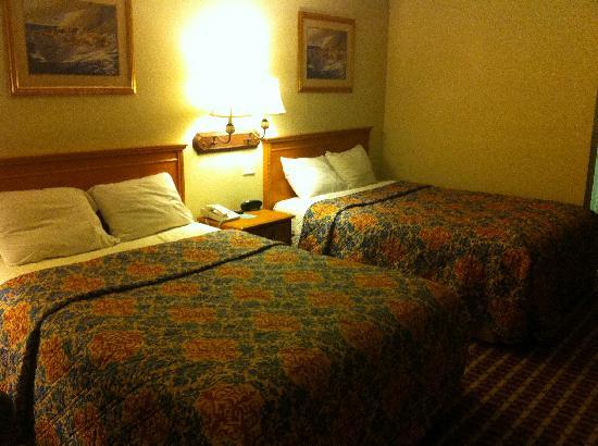 Motorsports Inn and Suites