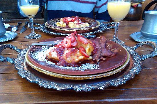 CAdy Carriage House B&B