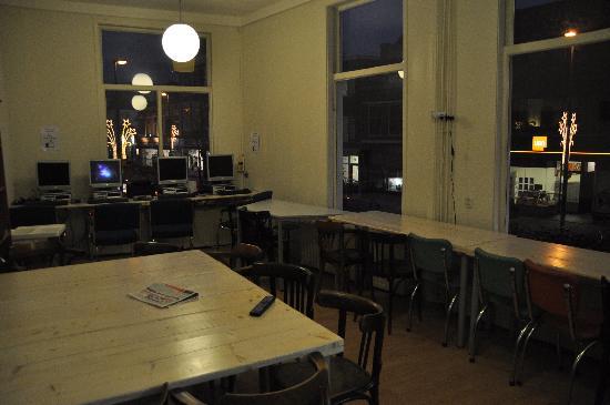 Stone Hotel & Hostel