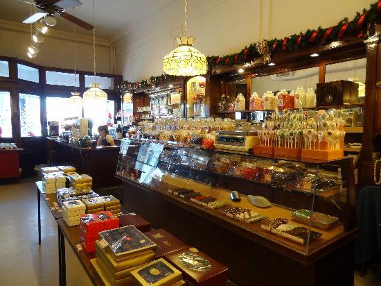 Beerntsen's Confectionary