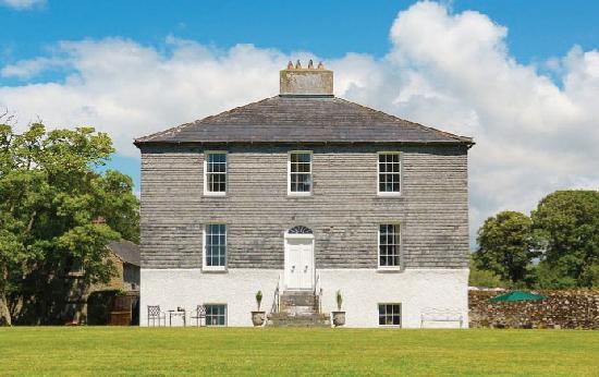 Kilmahon House Guest Accomodations