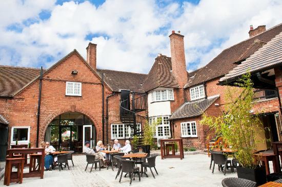 The Dog and Doublet Inn Sandon