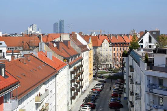 Photo by helencherli