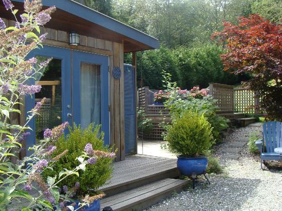 Blue Heron Bed & Breakfast