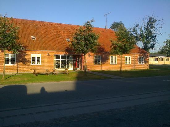 Belaegningen, Avedorelejren