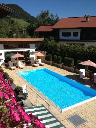 Gastehaus Weisses Rossl