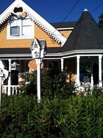 A Cottage and A Castle