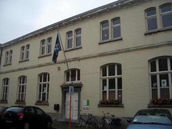 School of Yesteryear