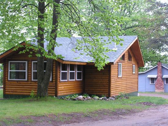 Niemeyer's Rugged River Resort