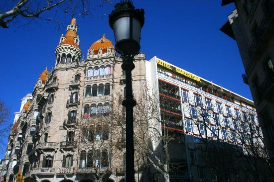Barcelona Atiram Hotel