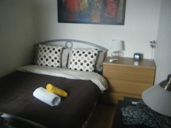 Rosebery Avenue Guest House