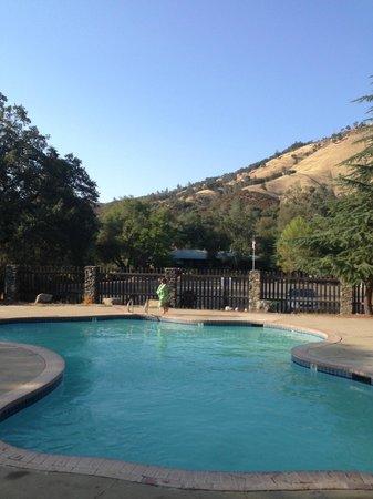 American River Resort