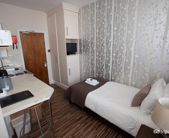 Aviva Studio Apartments