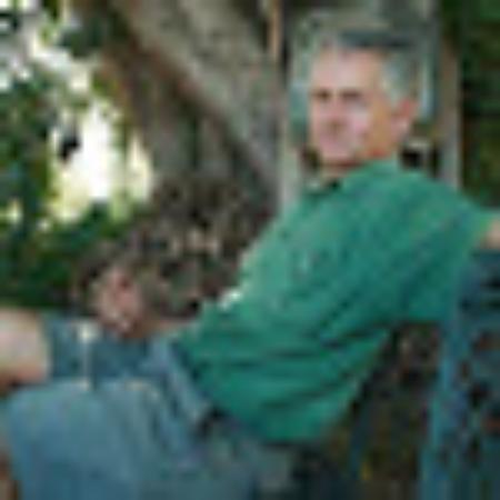 photo of huddlestoner