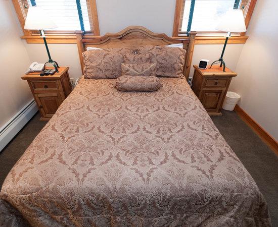 Greyhawk Condominiums