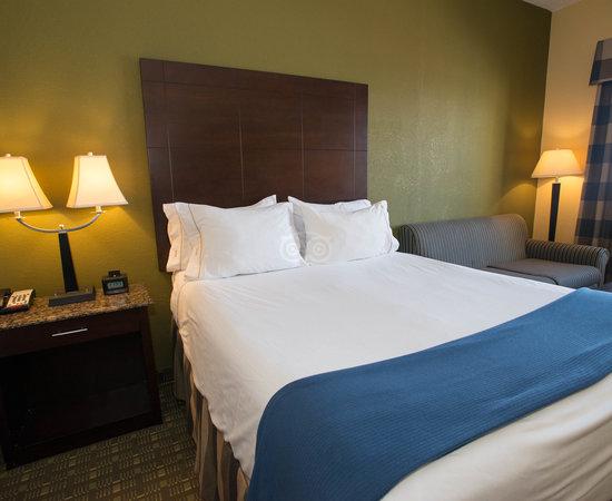 Days Hotel by Wyndham North Bergen /NYC Area