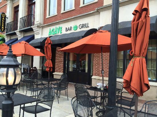Agave Bar & Grill
