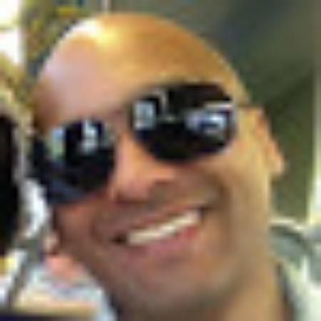 photo of H2139UZseanl