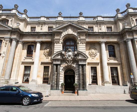 St Giles House Hotel