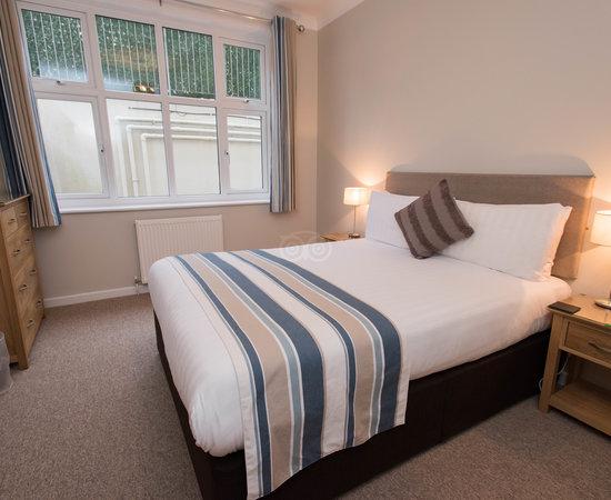 Riviera Hotel & Holiday Apartments