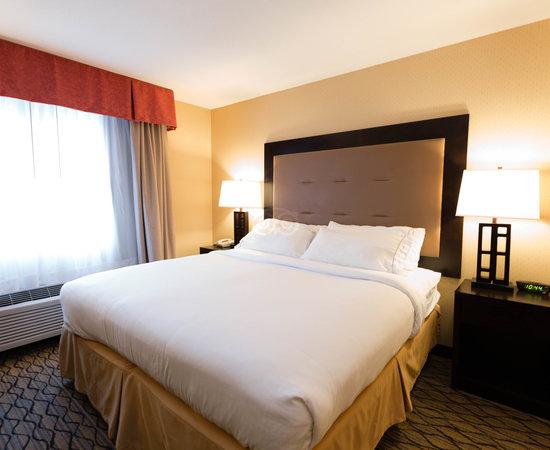 Holiday Inn Express & Suites North Seattle - Shoreline, an IHG hotel