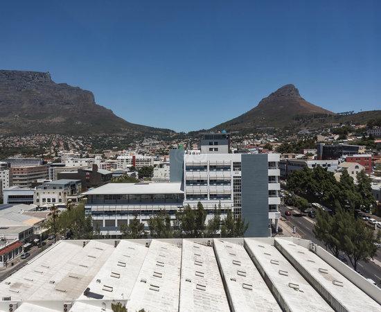 Cape Town Lodge Hotel