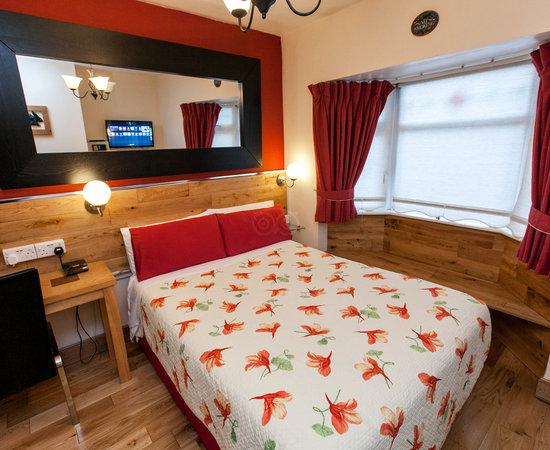 Flyover Bed and Breakfast