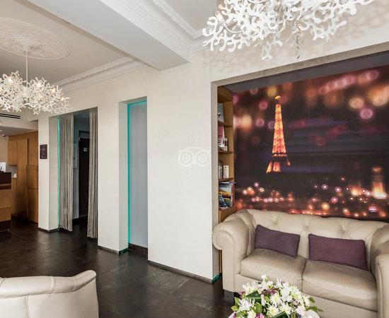 Hotel Lumieres Montmartre Paris