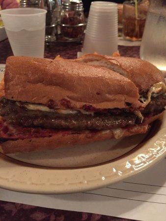 The Hillside Tavern & Grill