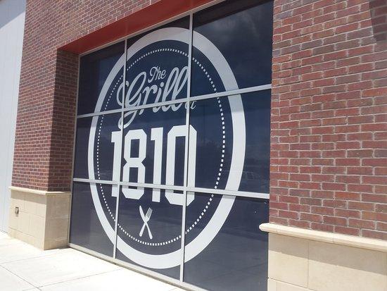 The Grill at 1810