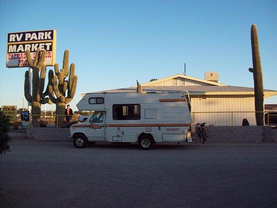 Cal-Nev-Ari Market & RV Park