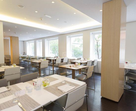 NH Collection Madrid Colón