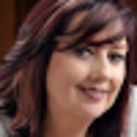 Photo of Lee V