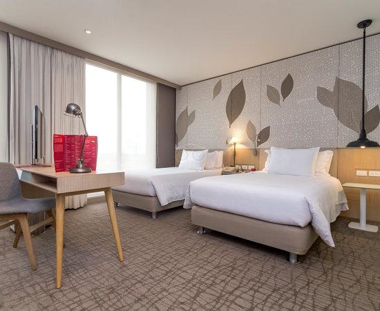 NH Collection Royal Terra 100