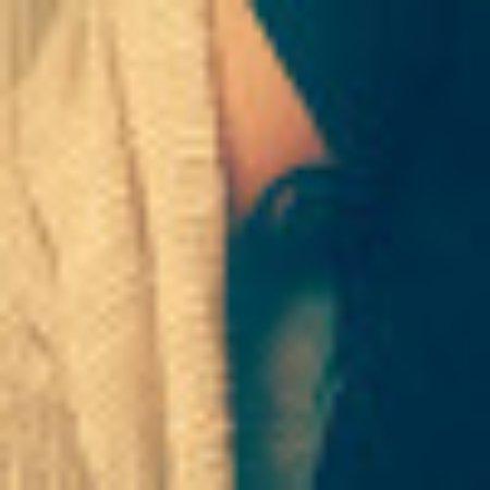 photo of J8010KYsarahb