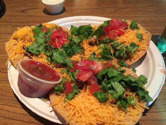 Cabbage Heads Tavern & Grill