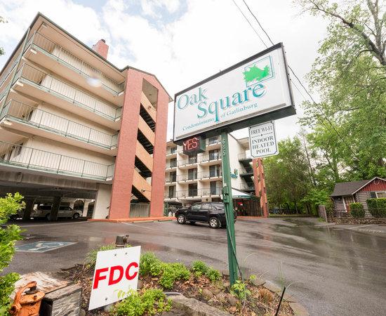 Oak Square Condominiums