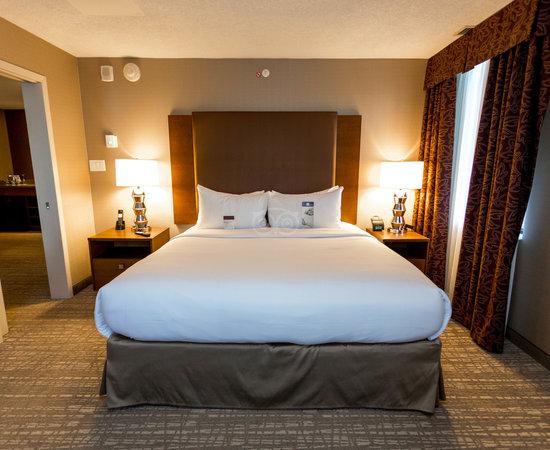 Doubletree By Hilton Hotel West Edmonton