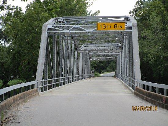 Devil's Elbow Bridge