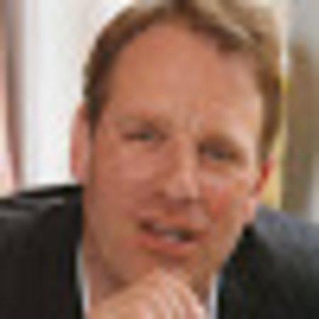 photo of R3489CYtoms