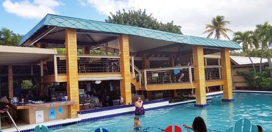 Photo by Christian D