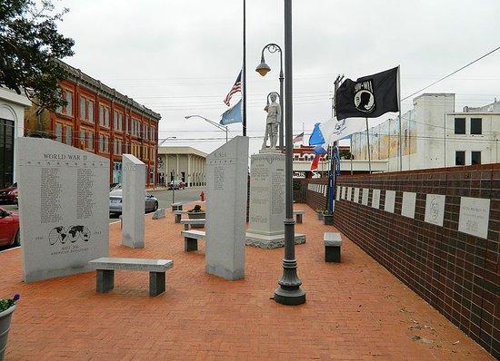 Photo by FourPhotographers