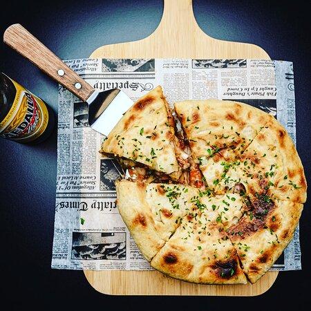 El Paseo Pizzeria Sports Bar Y Rest