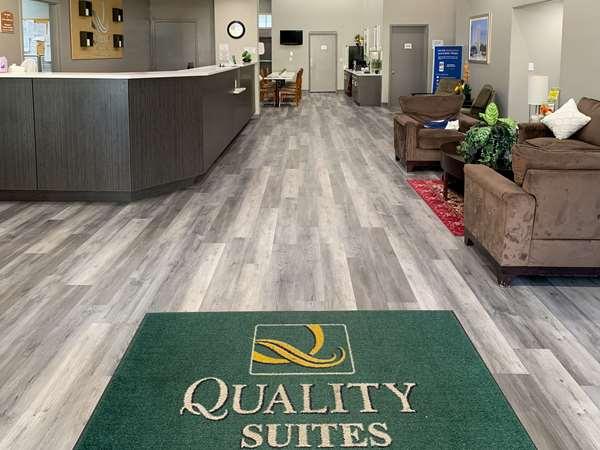 Quality Suites Cy-Fair at Jones Road