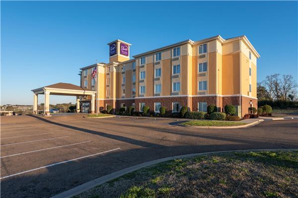 Sleep Inn & Suites University
