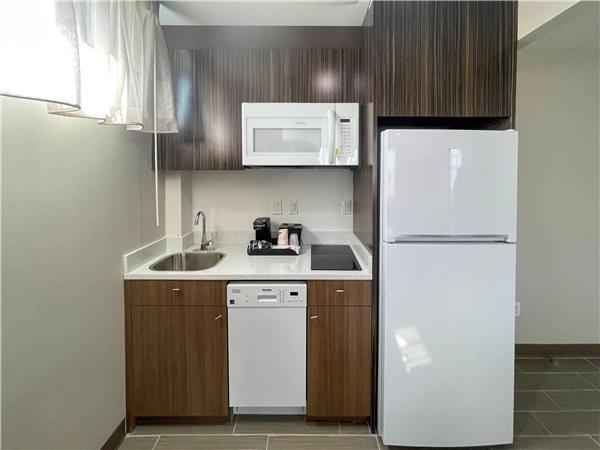 MainStay Suites