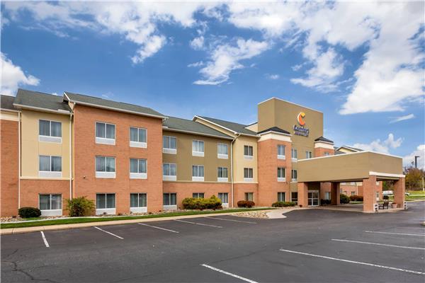 Comfort Inn & Suites Akron South