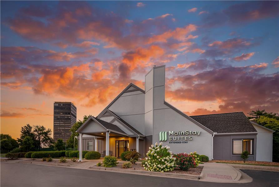 Mainstay Suites-Mainstay St. Louis Galleria