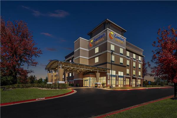 Comfort Suites Bentonville - Rogers